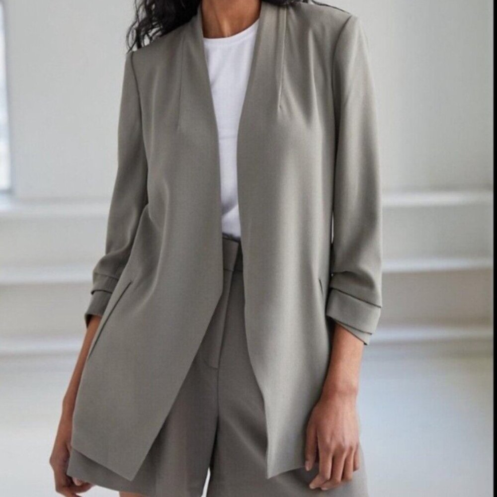 Aritzia Power Blazer in Olive Leaf Green Size 4